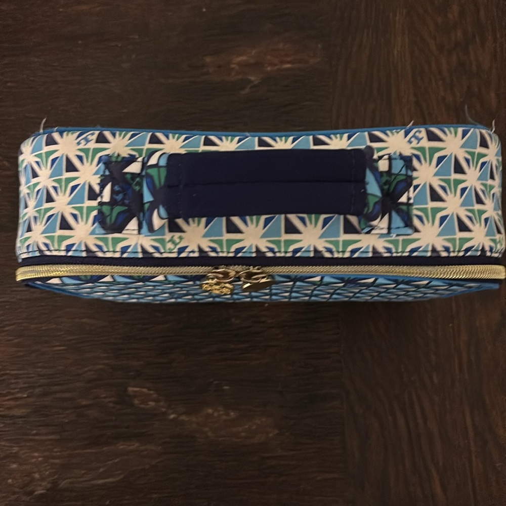 Tory Burch Blue and White Geometric Tote - Picture 2 of 5